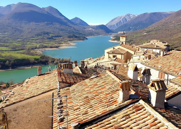 Сasa de vacaciones La Porticina. Your View Home. Barrea